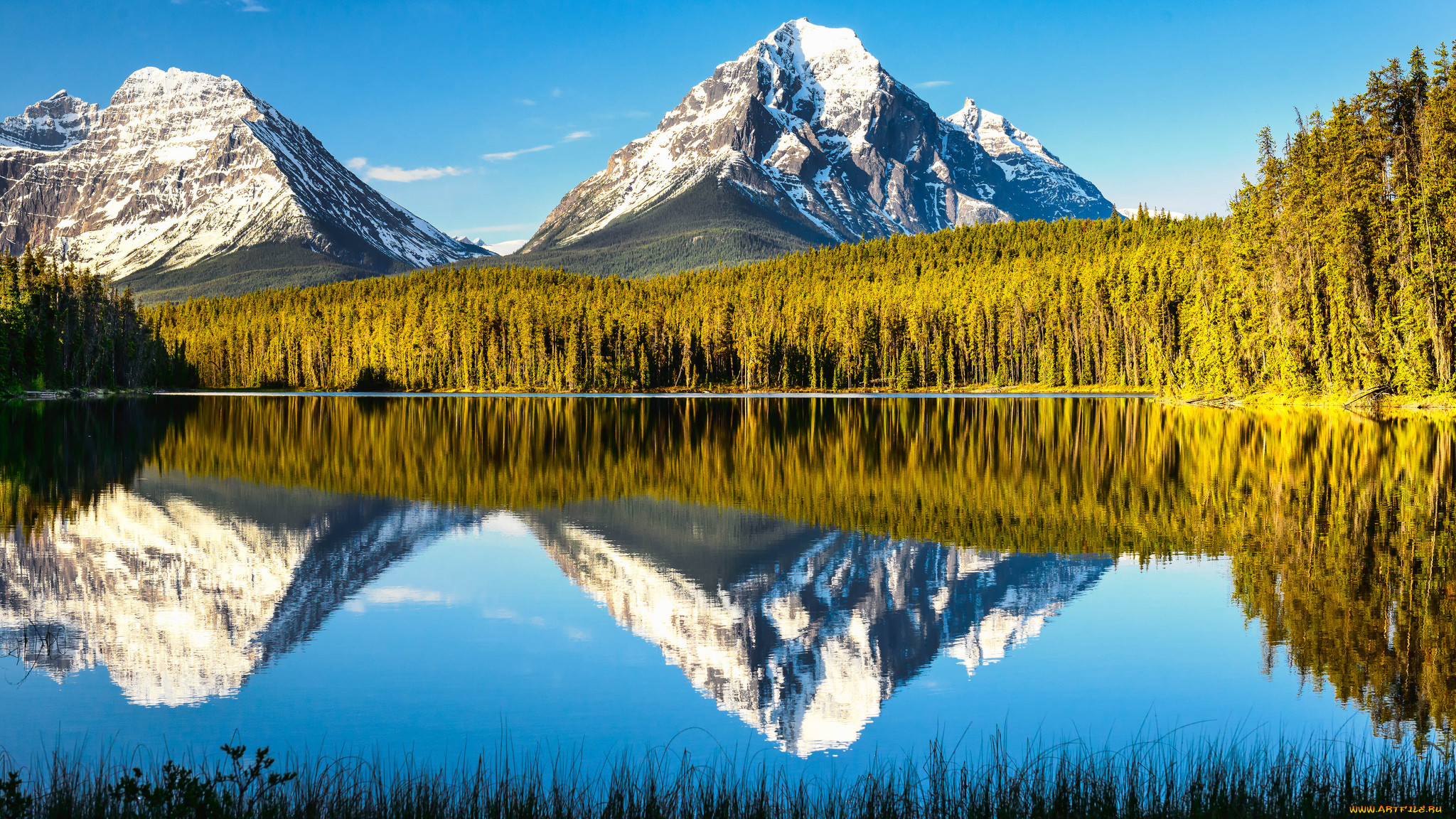 5 places. Обои на рабочий стол Канада природа. Jasper National Park Canada. Фотографии озера 2048 x 1152. Картинки мир интересного 2048 x 1152.